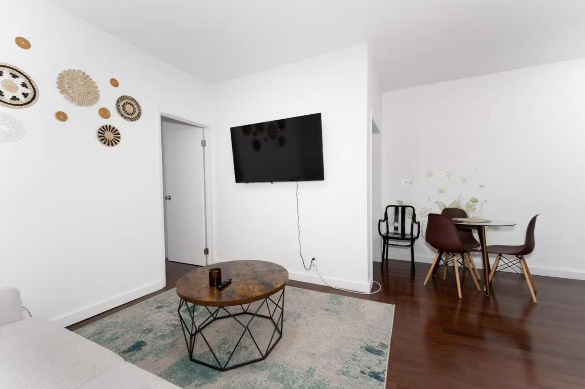 Heart Of Downtown Manhattan - Stylish One Bedroom Apartment In Vibrant Union Square New York Kültér fotó